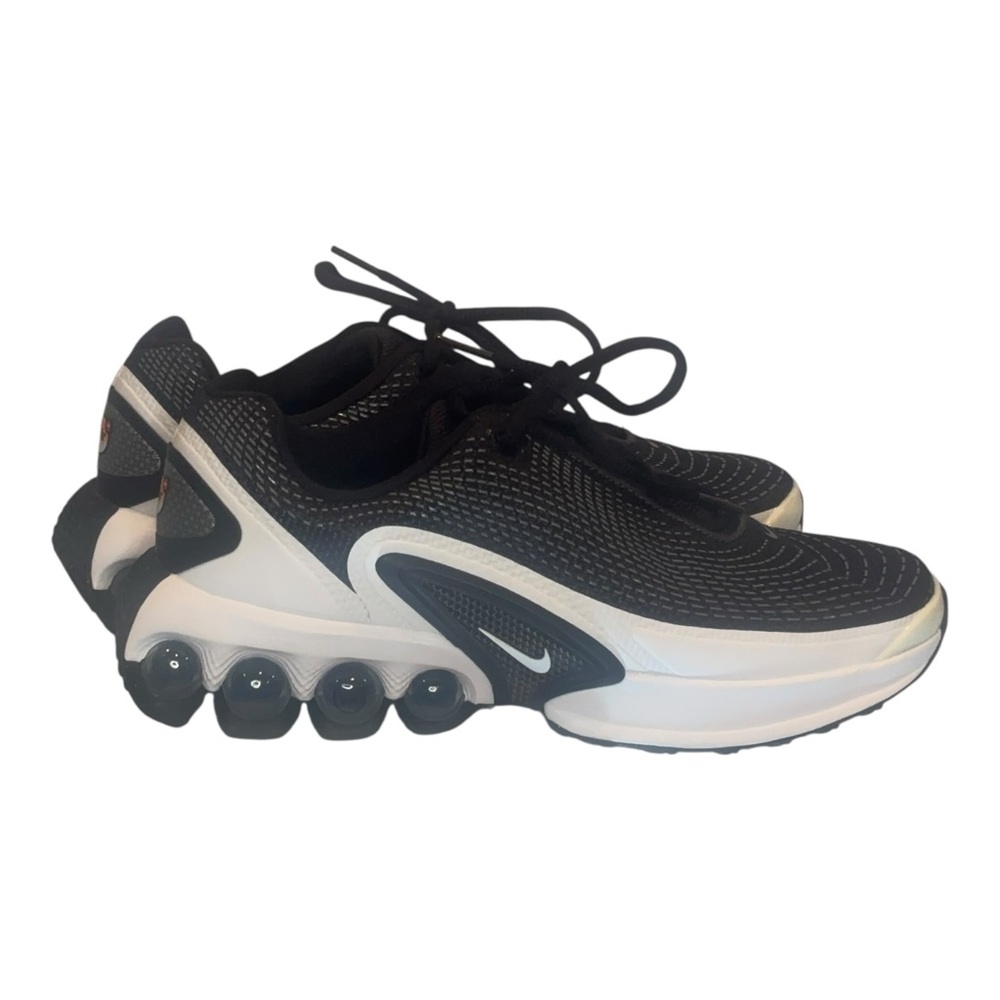 ⚡ Nike Air Max DN – Women’s 8 / Youth 6.5 – Black & White 👟✨ (New Without Box)